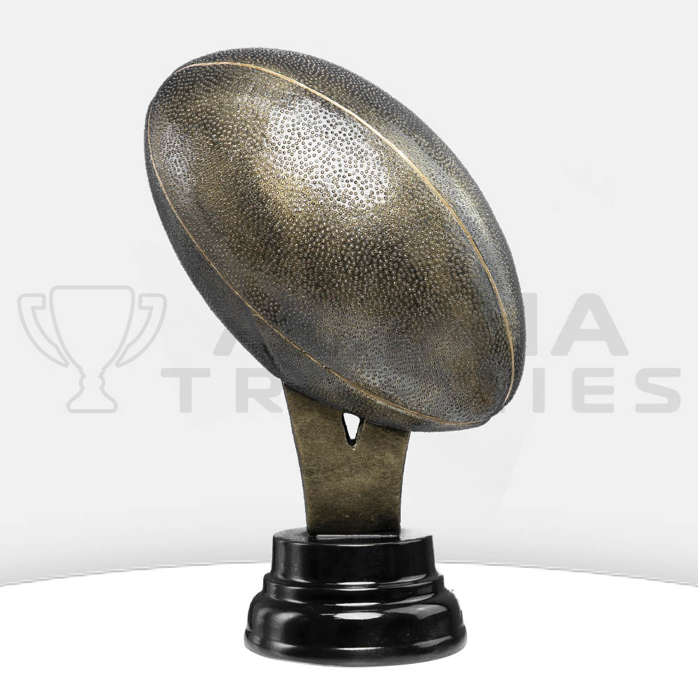 3-rugby-mega-ball-pedestal-back