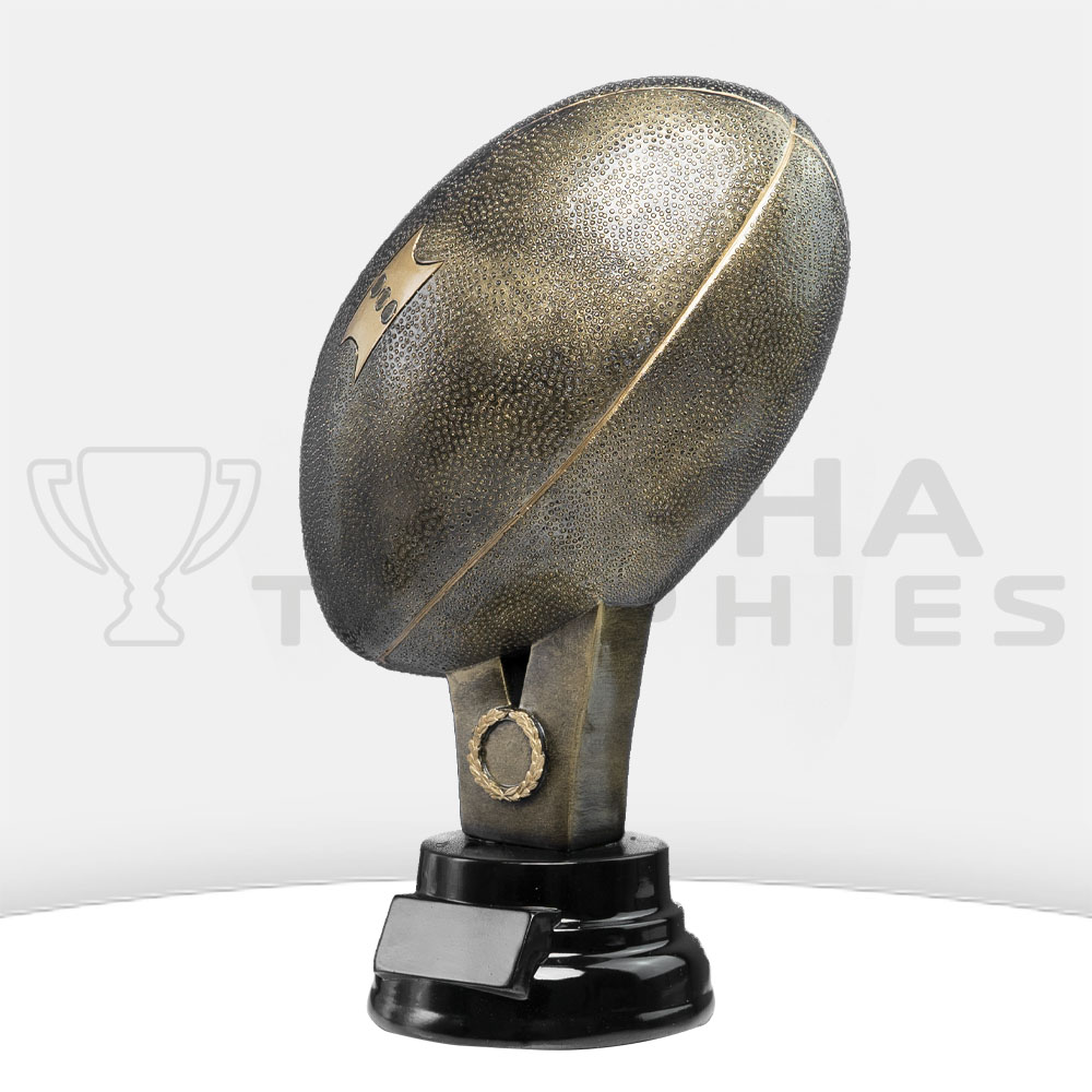 3-rugby-mega-ball-pedestal-side