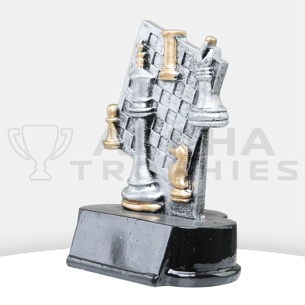 chess-trophy-side