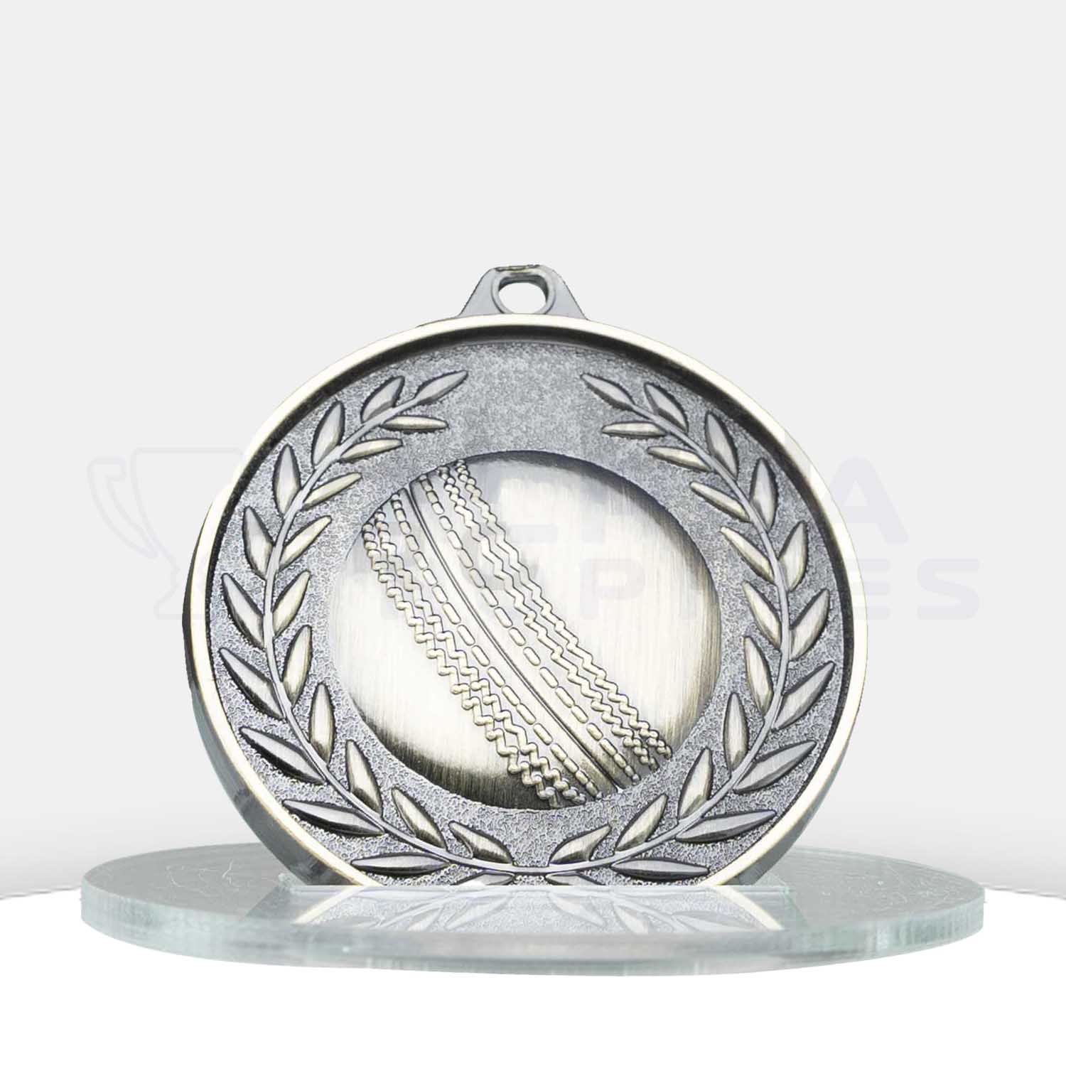 cricket-wreath-antique-gold-front-6296