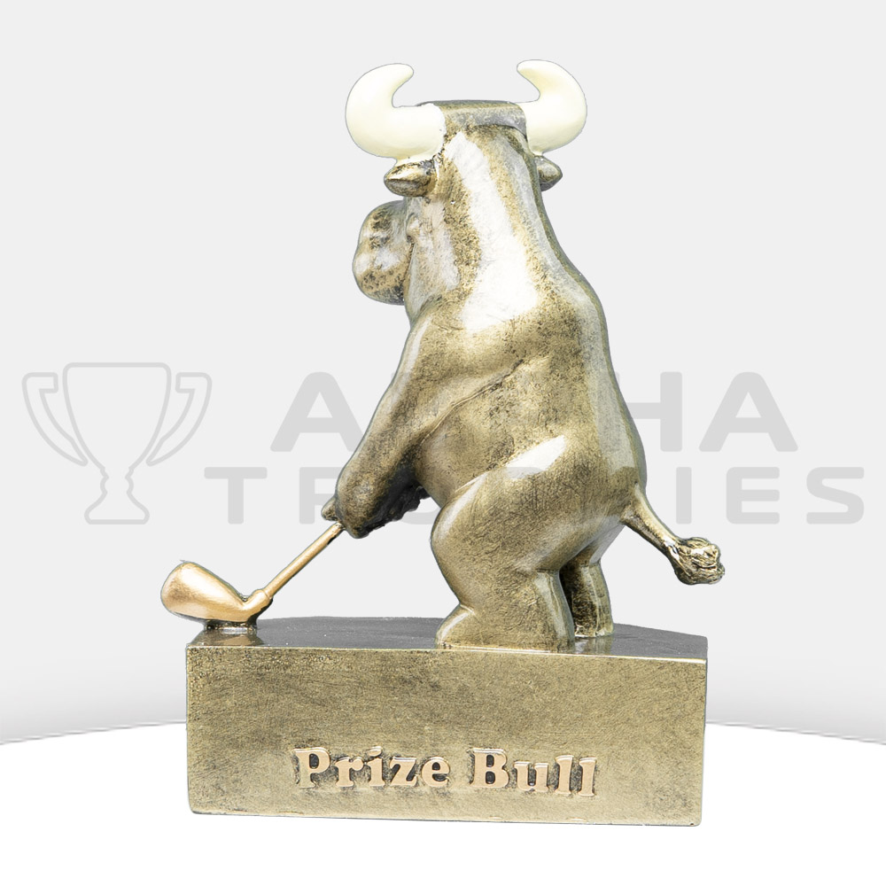 golf-prize-bull-back