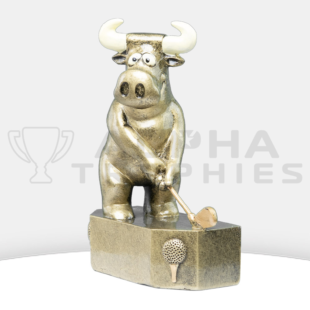 golf-prize-bull-side