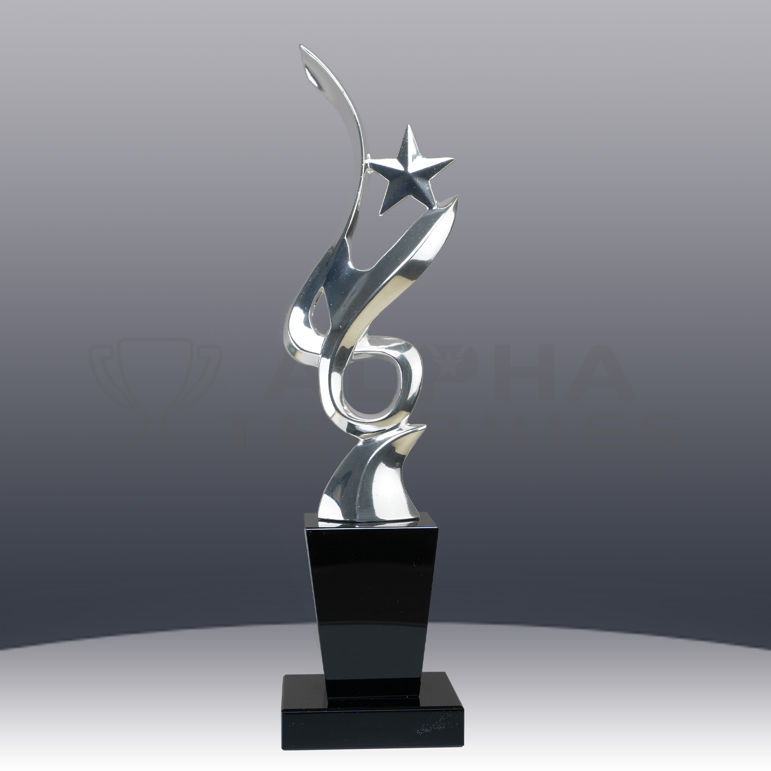 silver-figurine-on-black-crystal-base-stat04-front